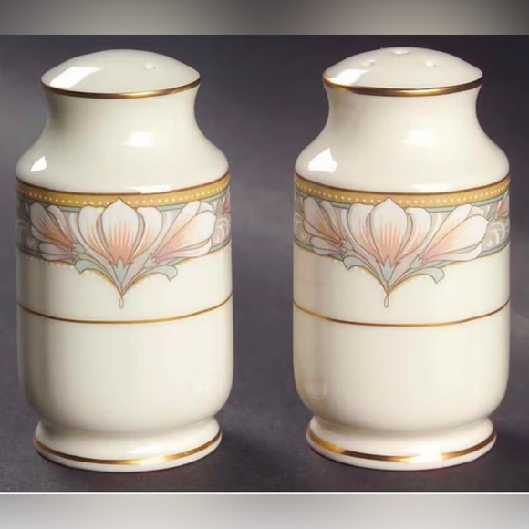 Noritake Barrymore Salt & Pepper Set Fine Bone China - Picture 1 of 4